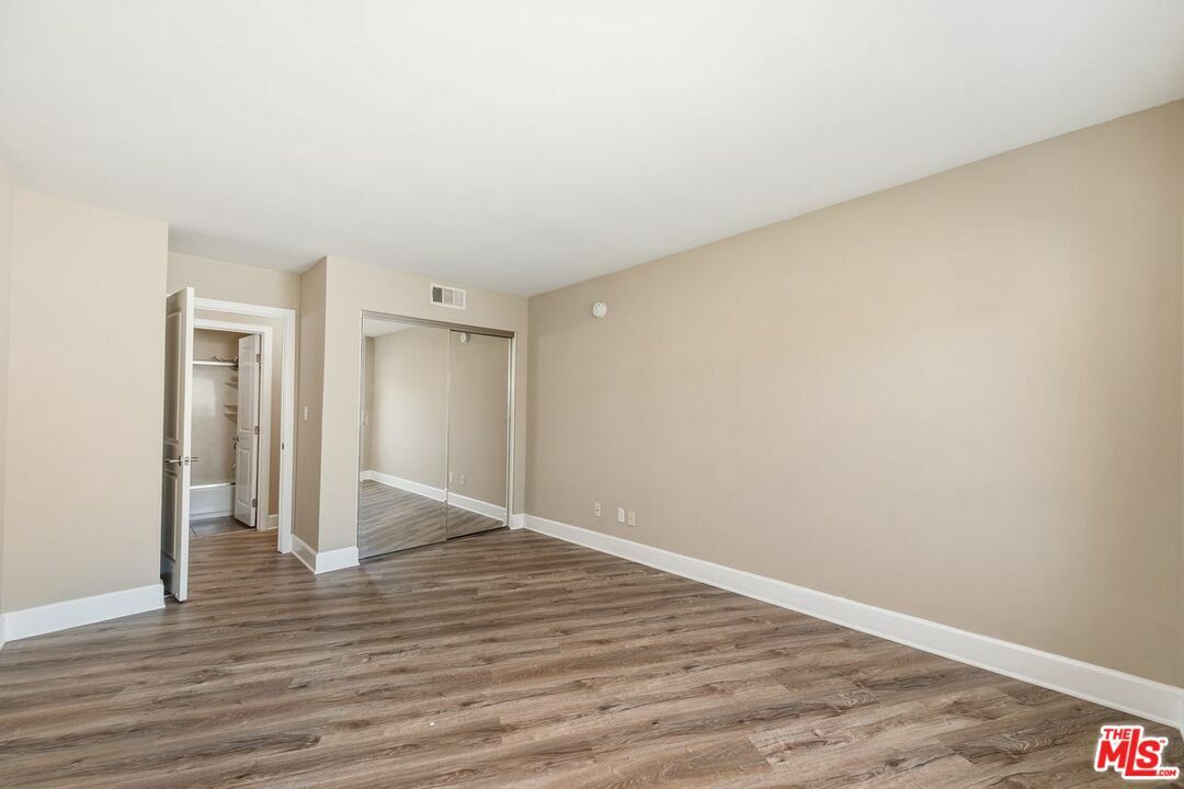 Property Photo:  10982   Roebling Ave 323  CA 90024 