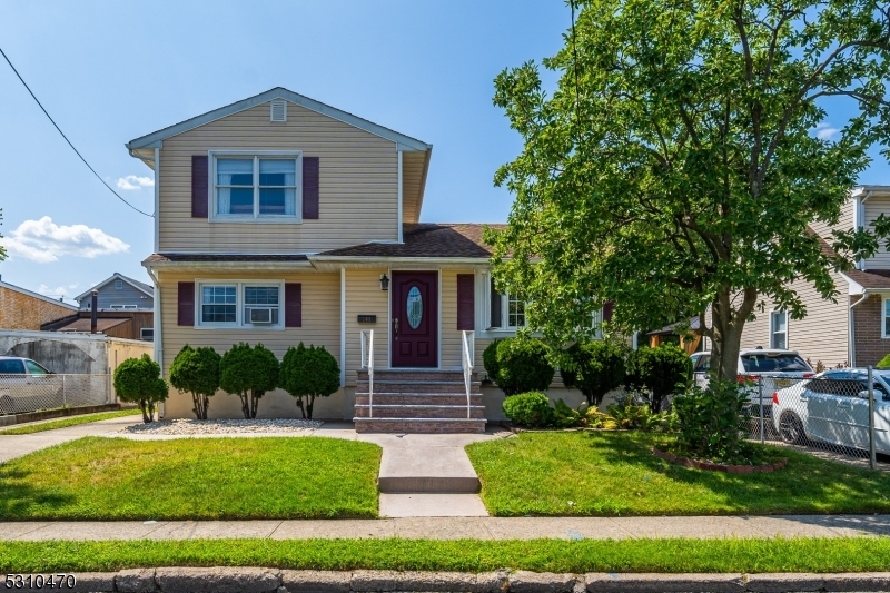 Property Photo:  341 Wagner Ave  NJ 08861 