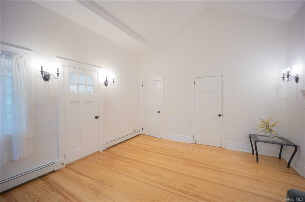 Property Photo:  3054 Maqua Place  NY 10547 