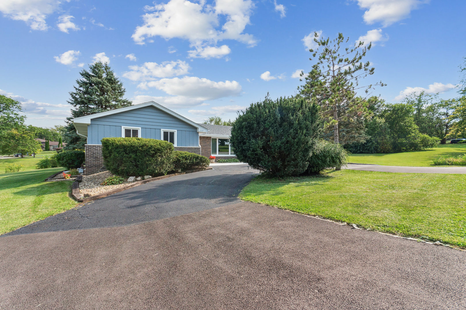 Property Photo:  13337 Timothy Lane  IL 60448 