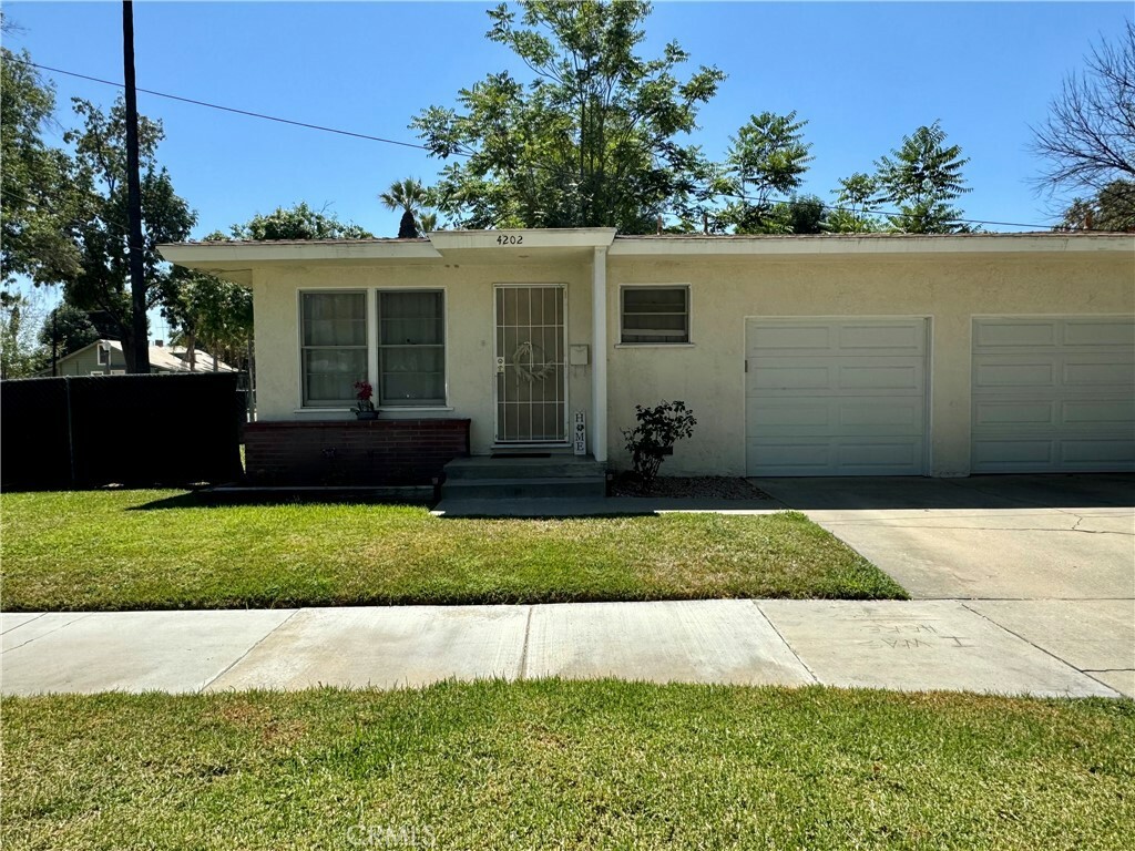 Property Photo:  4202 9th Street  CA 92501 