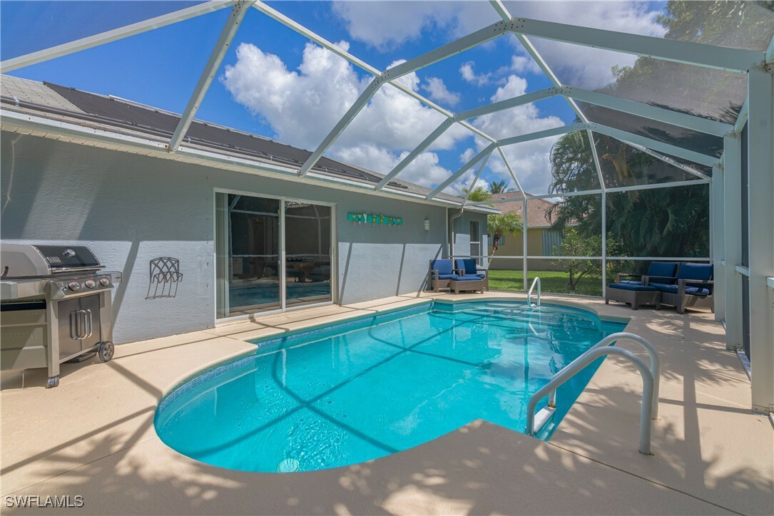 Property Photo:  2586 SW 27th Street  FL 33914 