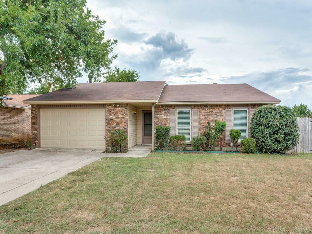 Property Photo:  7100 Harwick Lane  TX 76182 