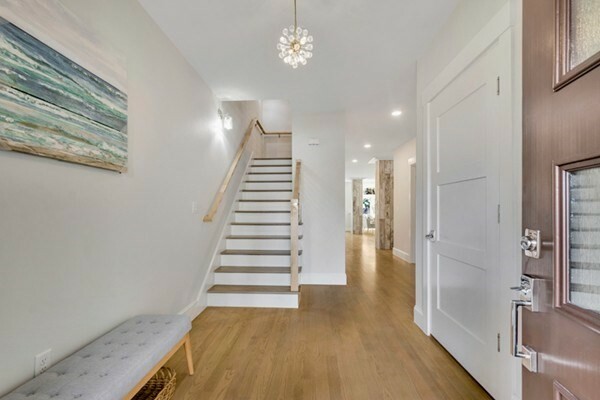 Property Photo:  32 Maple Avenue 2  MA 02458 