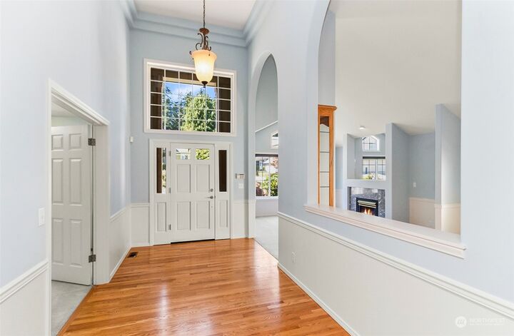 Property Photo:  17521 57th Avenue W  WA 98037 