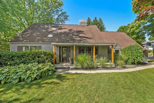 Property Photo:  539 Quail Ridge Drive  MI 49686 