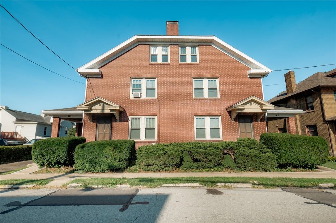 Property Photo: 10/12 N 10th Street PA 15701