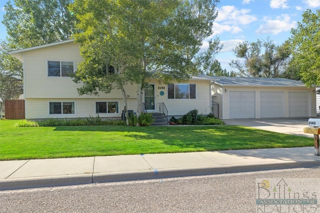 Property Photo:  2140 Lake Elmo Drive  MT 59105 