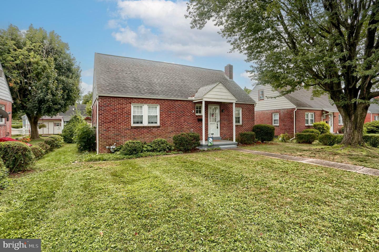 Property Photo:  4925 Lancaster Street  PA 17111 