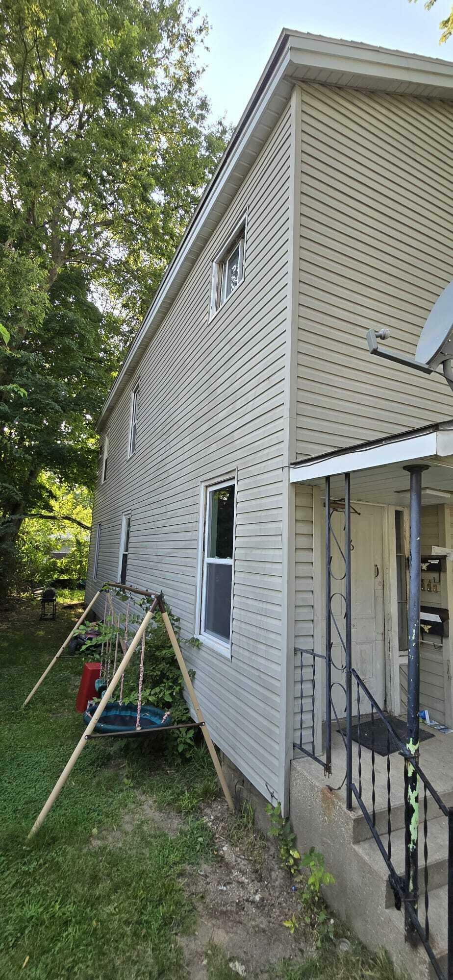 Property Photo:  16 S 7th Street  MI 49120 