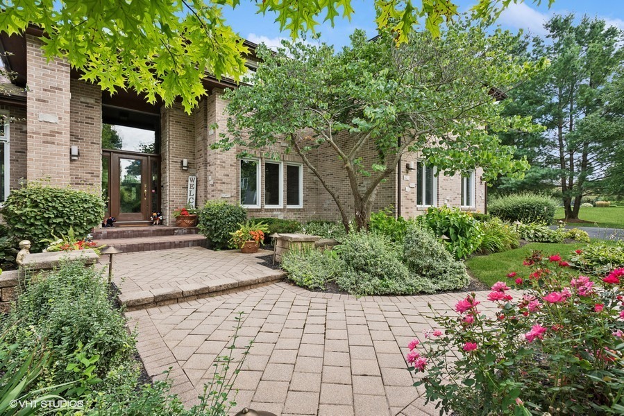 Property Photo:  40W213 Ancient Oak Court  IL 60175 