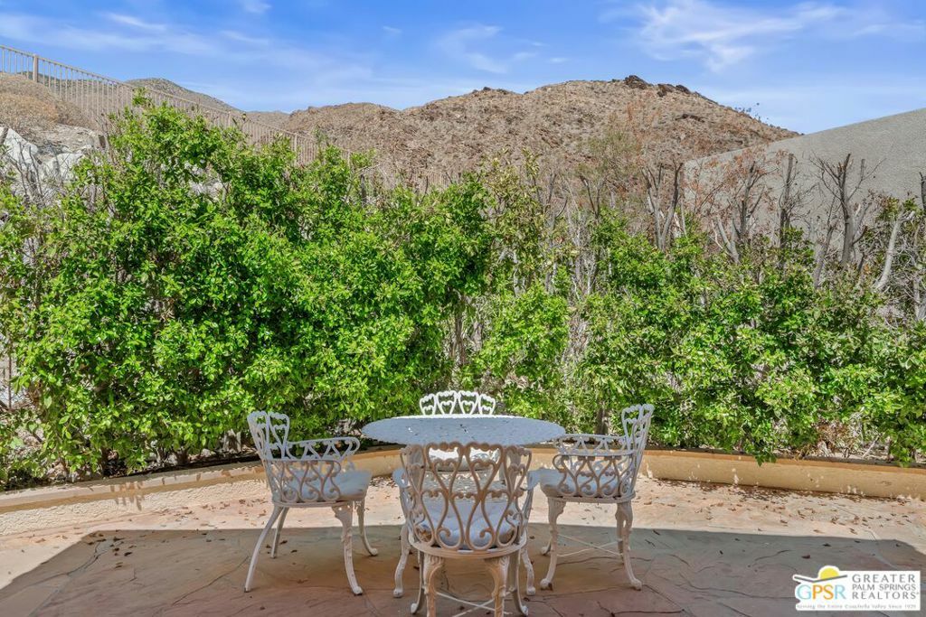 Property Photo:  2891 Medina Court  CA 92264 