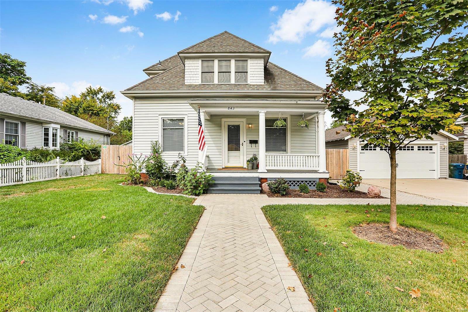 Property Photo:  843 Madison Avenue  IL 62025 