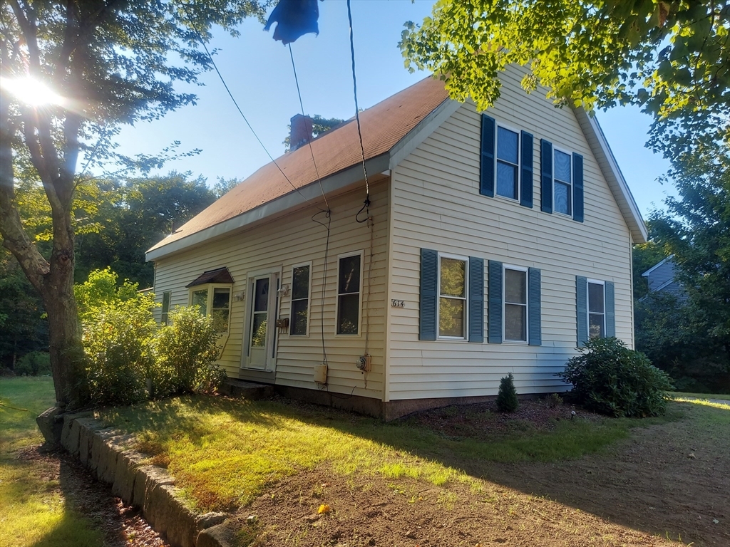 614 Liberty Street  Rockland MA 02370 photo
