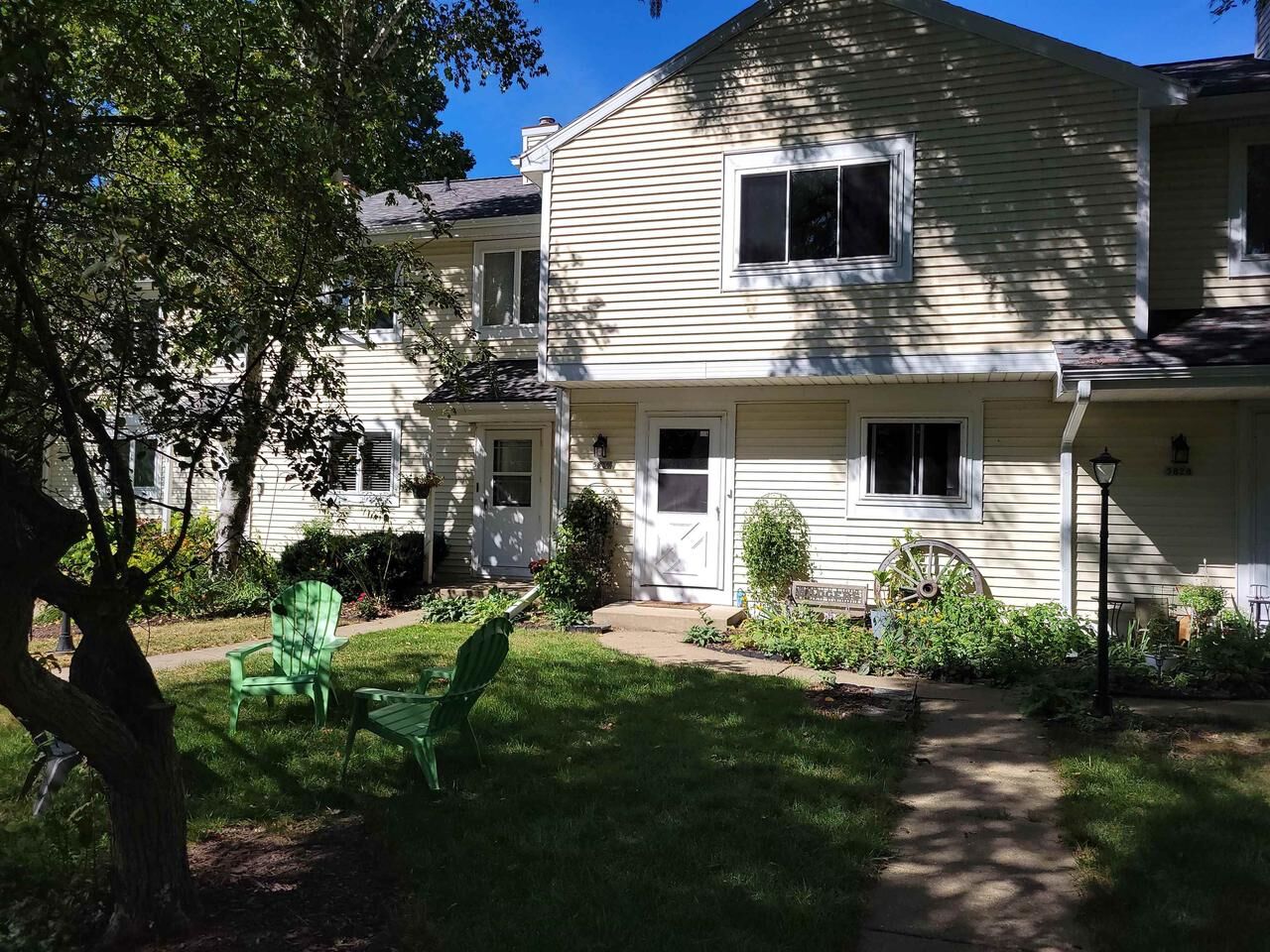 Property Photo: 5830 Highland Terrace WI 53562
