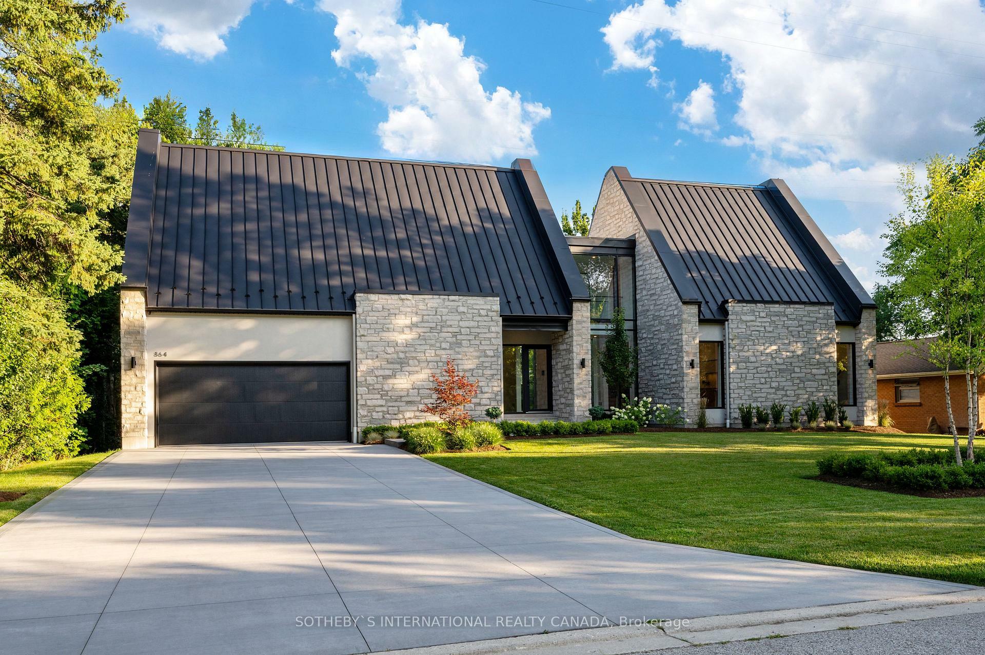 Property Photo:  864 Clearview Avenue  ON N6H 2N4 