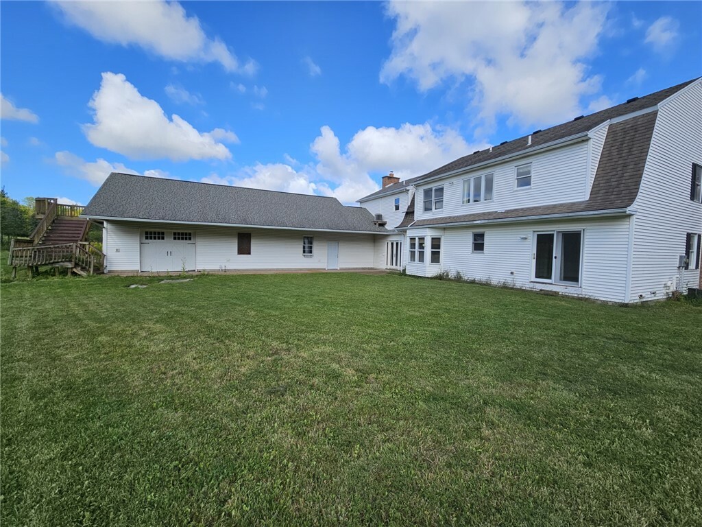 Property Photo:  6455 Boston Ridge Road  NY 14127 