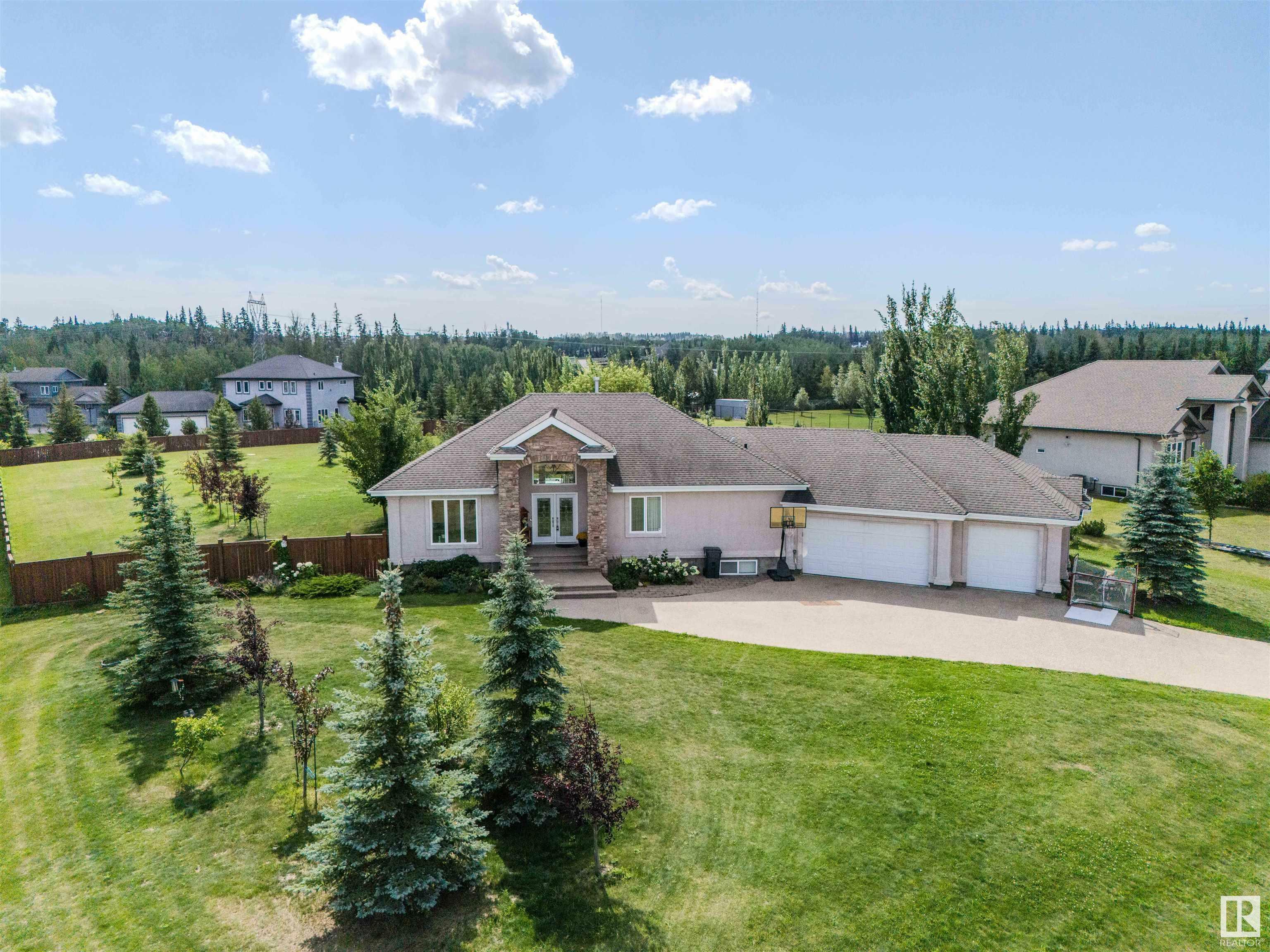 Photo de la propriété:  26328 Township Road 532A  AB T7X 4M1 