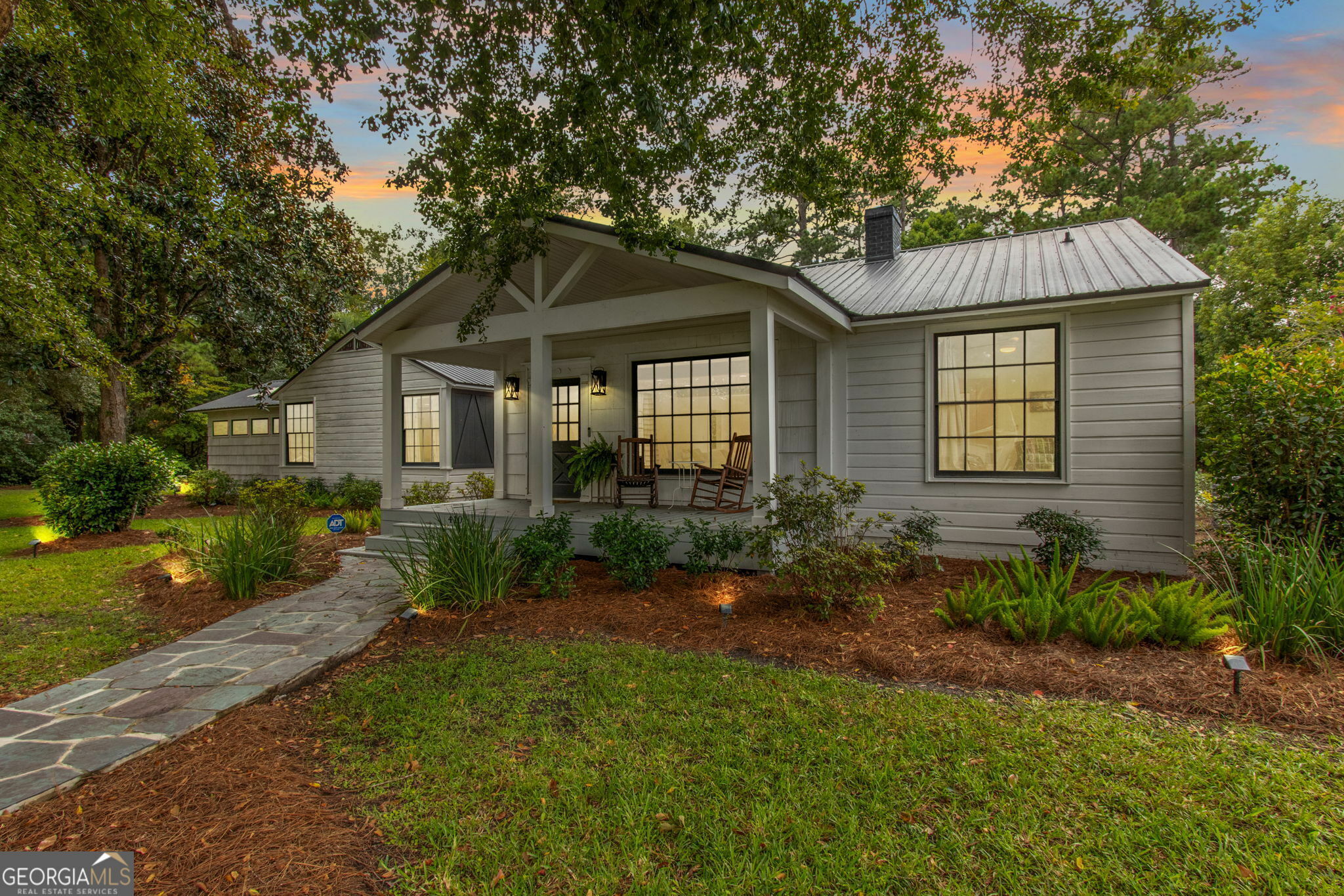 Property Photo:  410 S May Street  GA 31548 