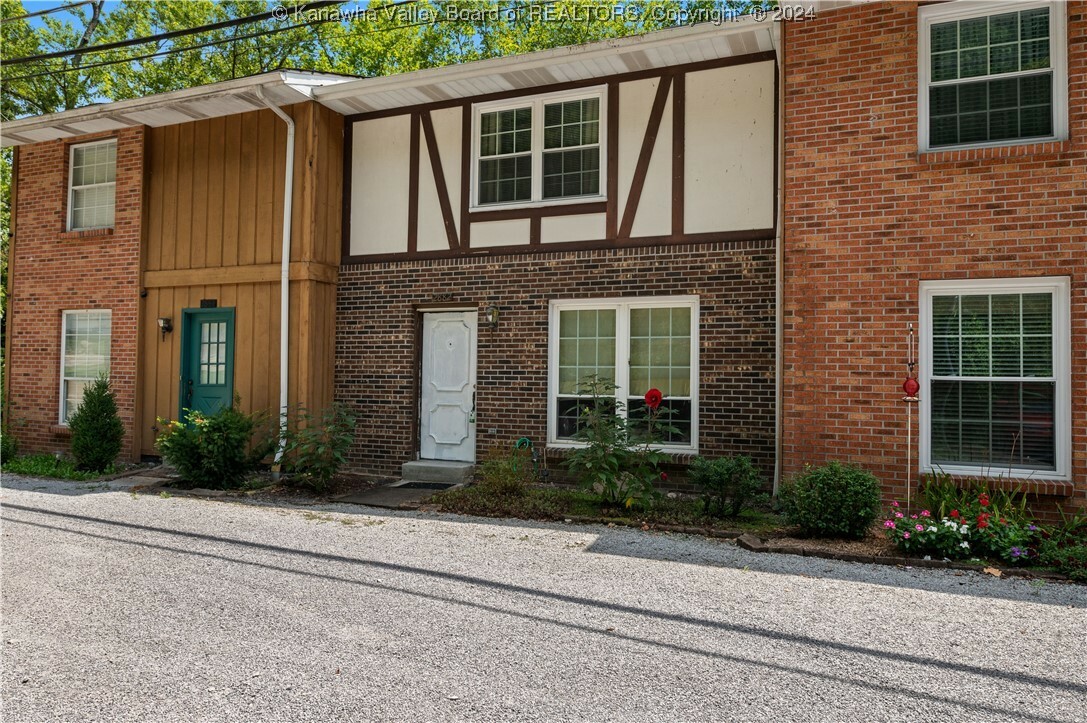 Property Photo:  2882 Pennsylvania Avenue  WV 25302 