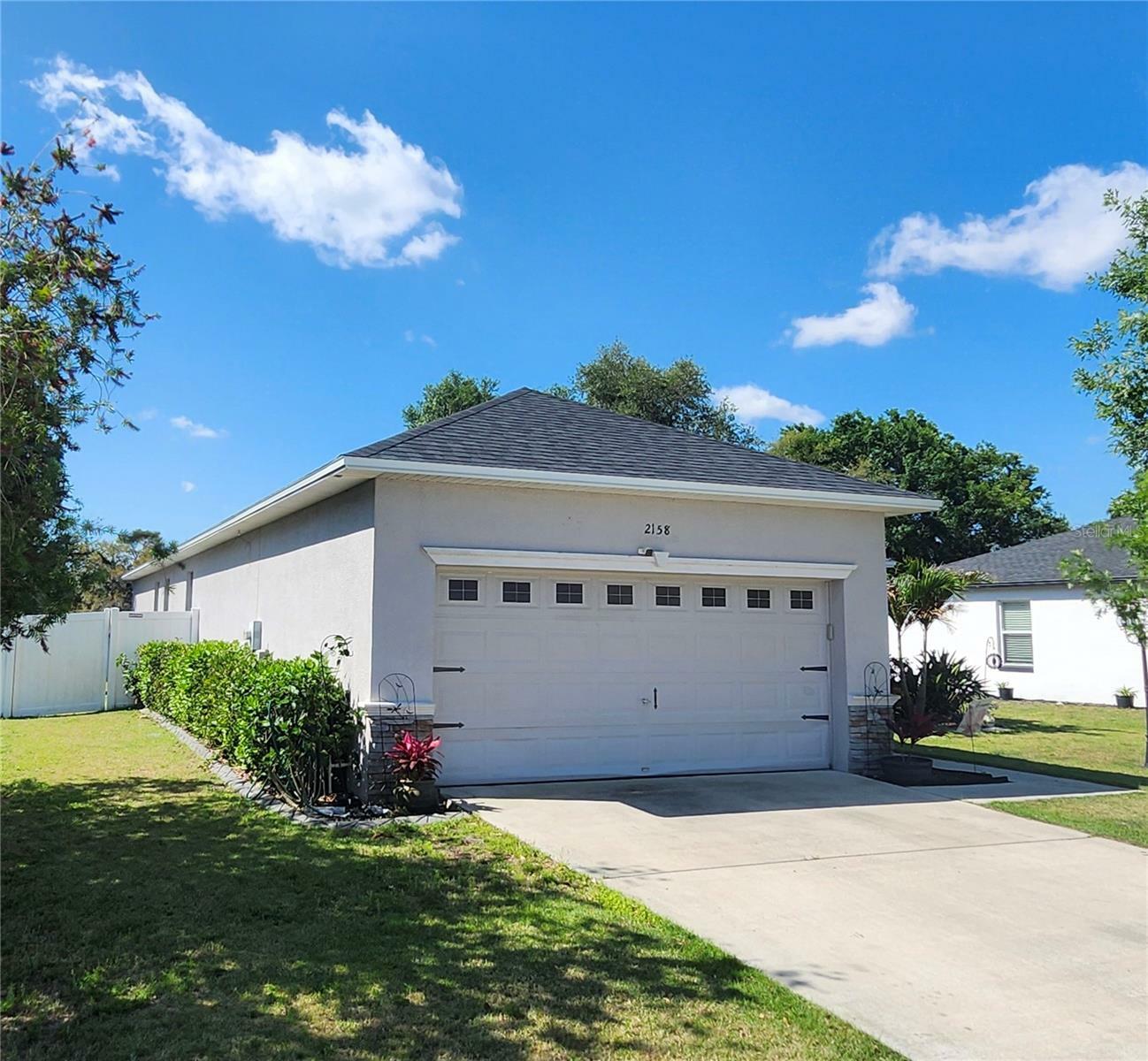 Property Photo: 2158 Mirasol Drive FL 33881