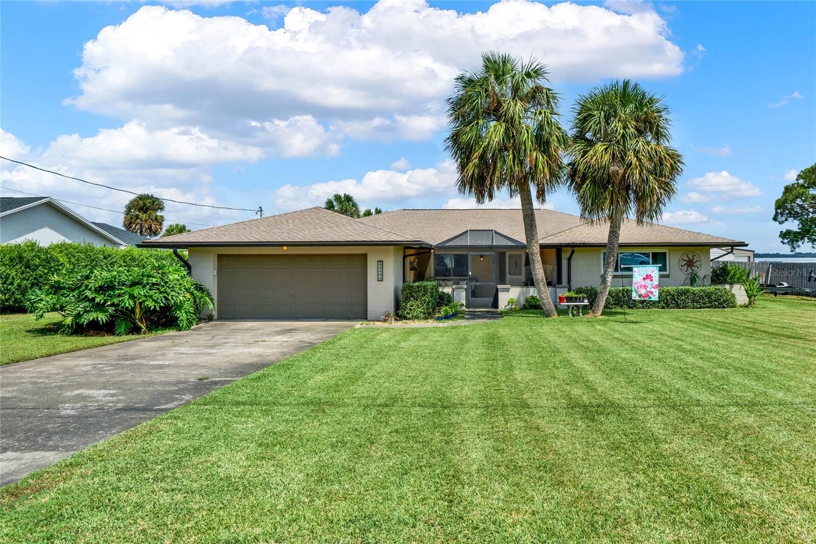 Property Photo: 33438 Picciola Drive FL 34731