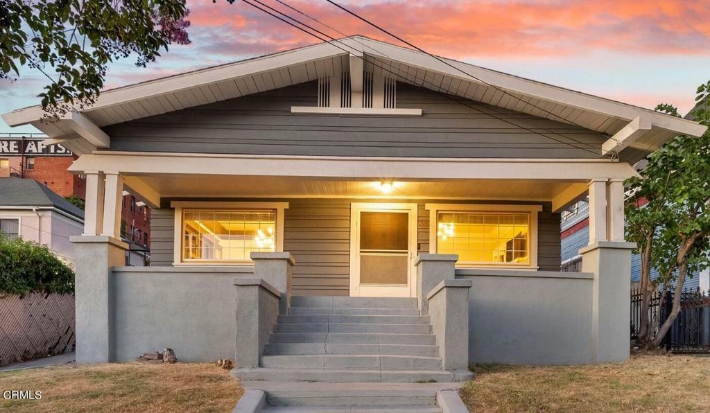 Property Photo:  1315 Bellevue Avenue  CA 90026 