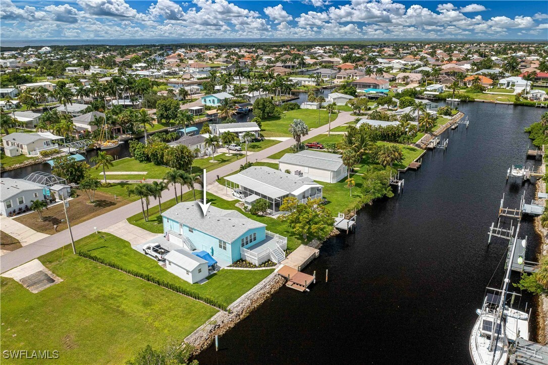 Property Photo:  710 Coral Drive  FL 33950 