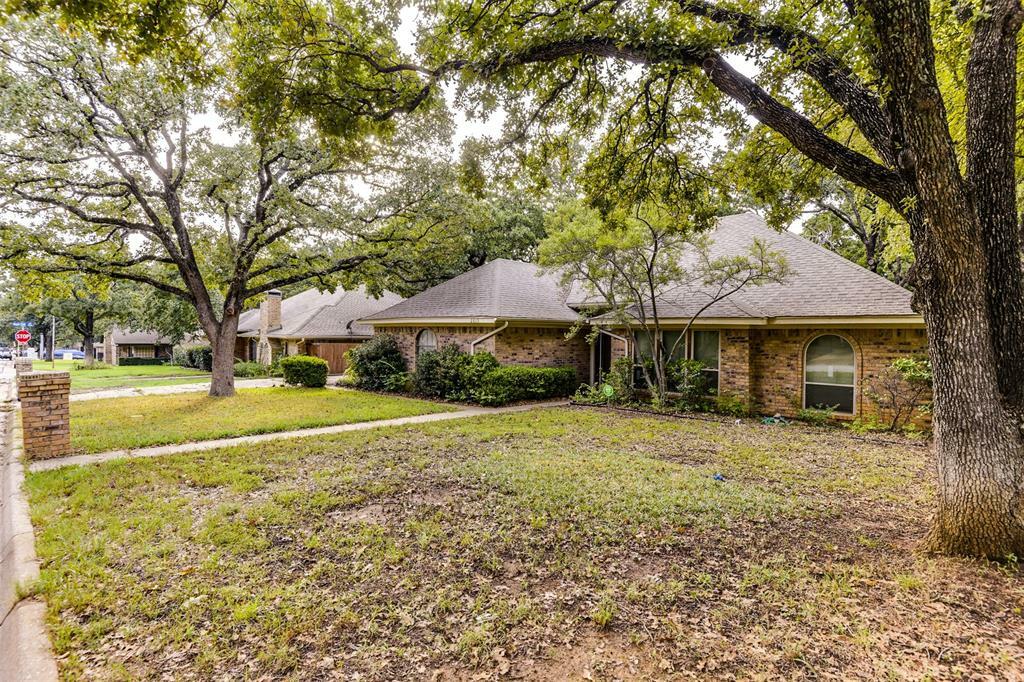 Property Photo:  2015 Reverchon Drive  TX 76017 