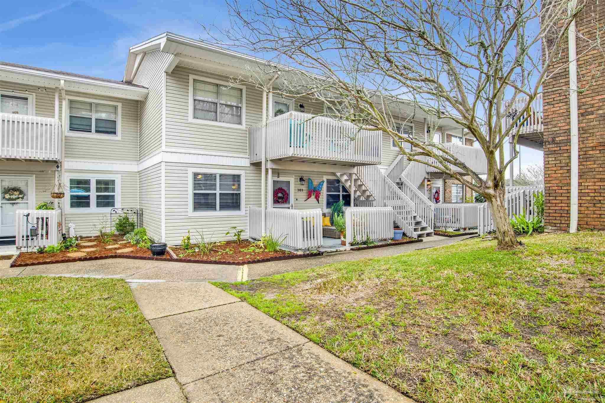 Property Photo:  1200 Shoreline Dr 303  FL 32561 