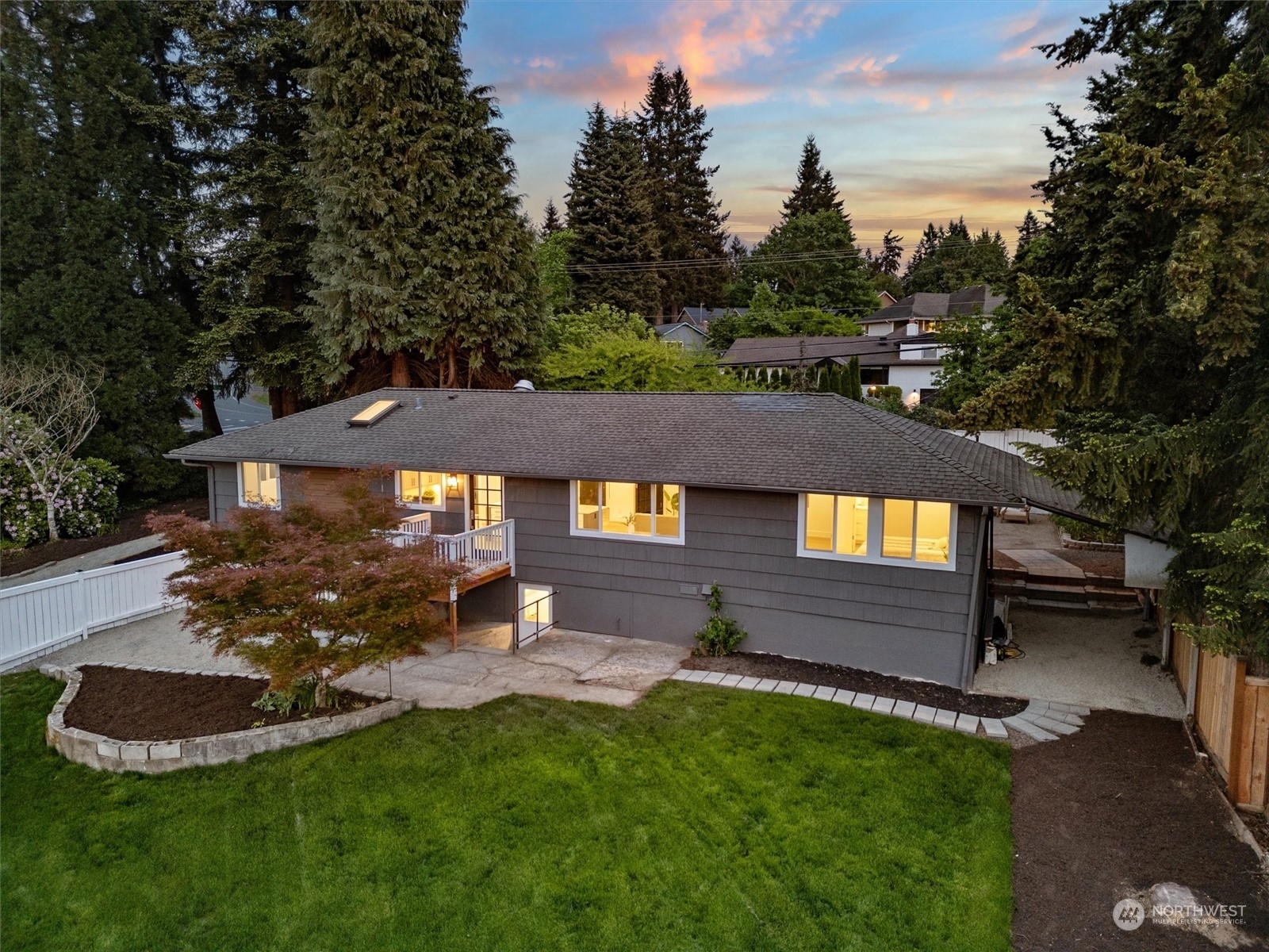 Property Photo:  7061 NE 155th Pl  WA 98028 