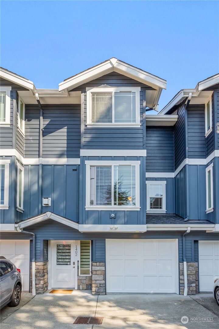 Property Photo: 1402 N 47th Street WA 98103