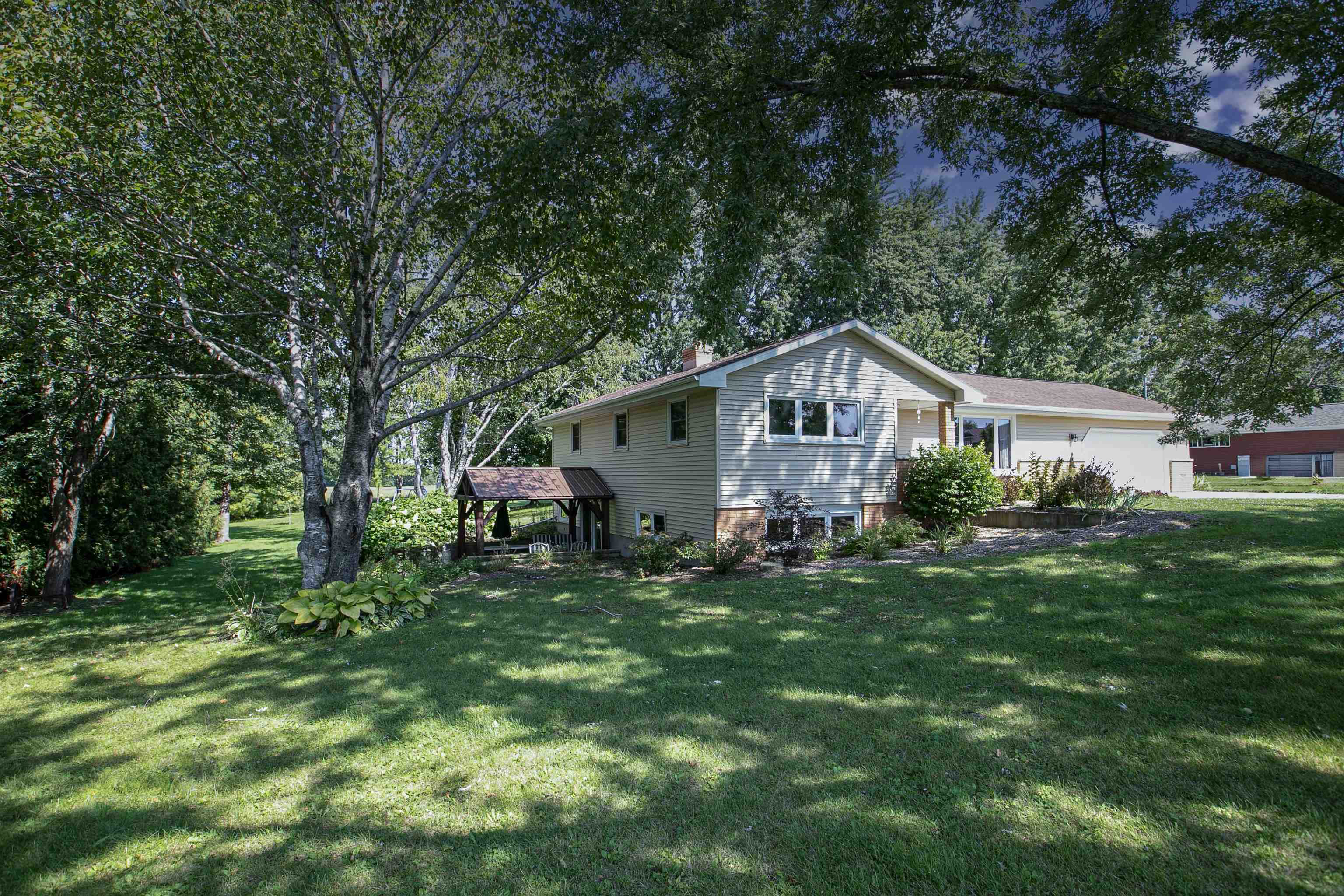 Property Photo:  W6196 Everglade Road  WI 54942 