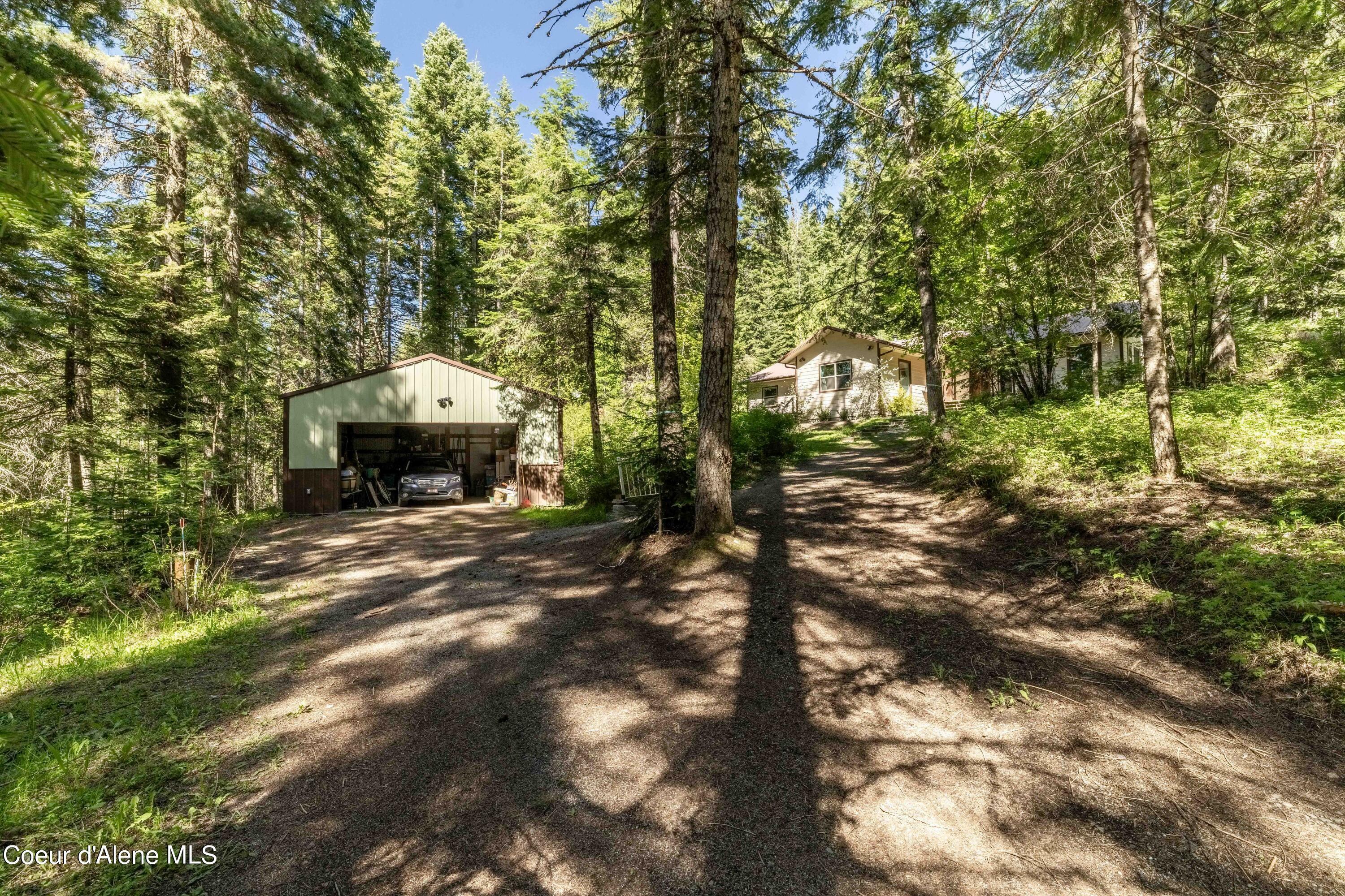 Property Photo:  5702 E Hooker Hill Rd  ID 83835 