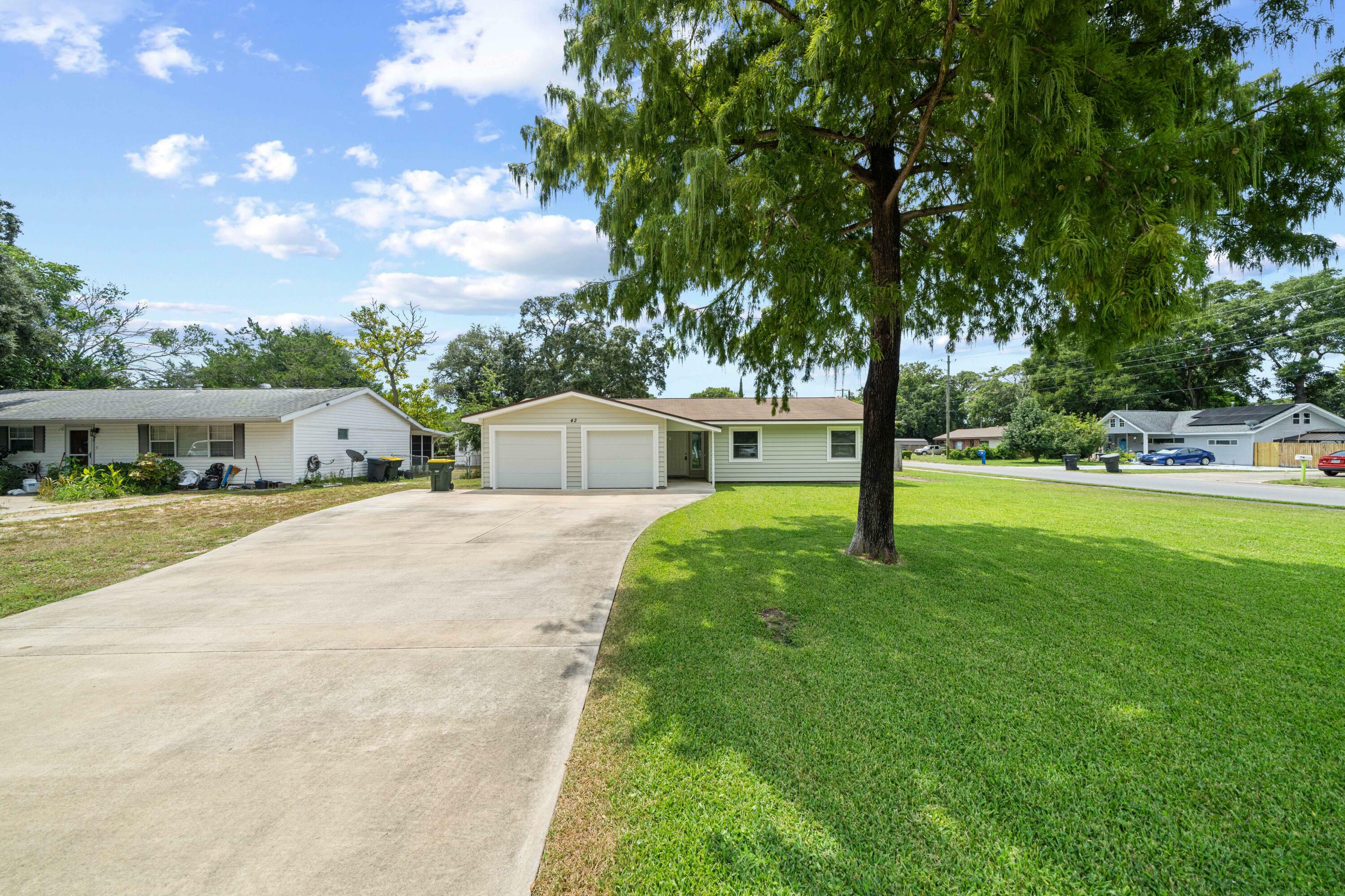 Property Photo:  42 NW Holmes Boulevard  FL 32548 