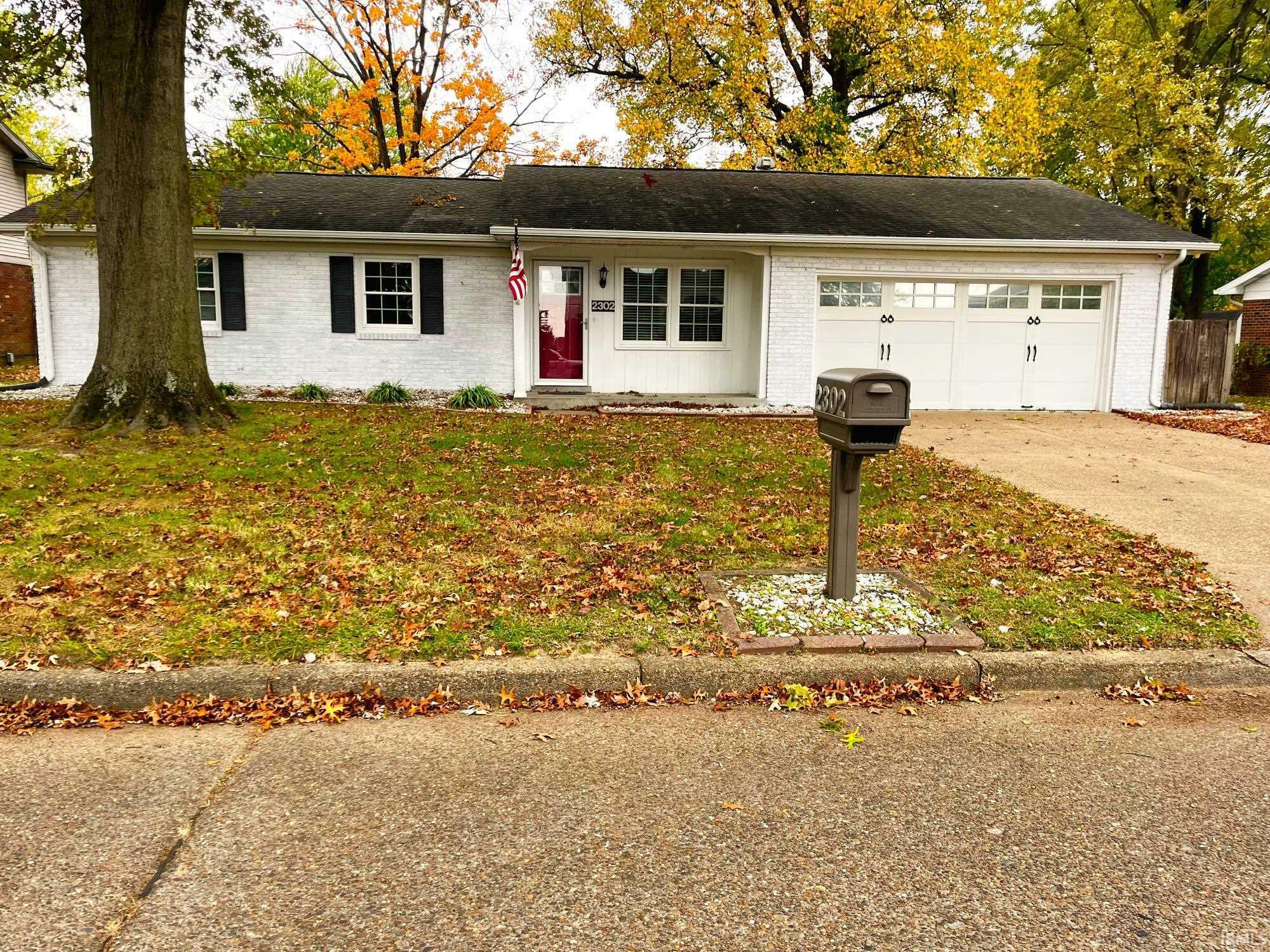 Property Photo:  2302 Saratoga Drive  IN 47715 