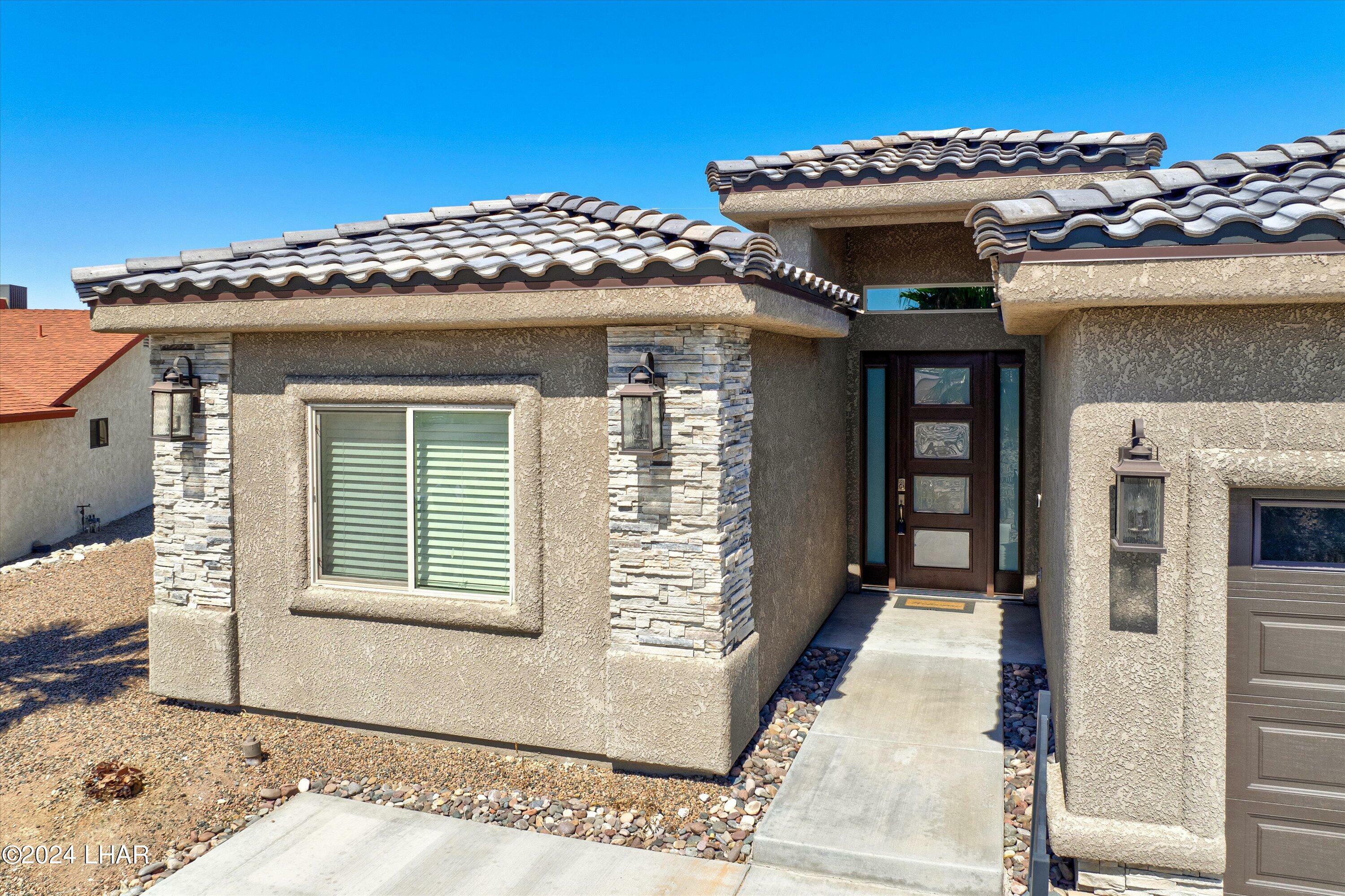 Property Photo:  311 Chipeta Ln  AZ 86403 