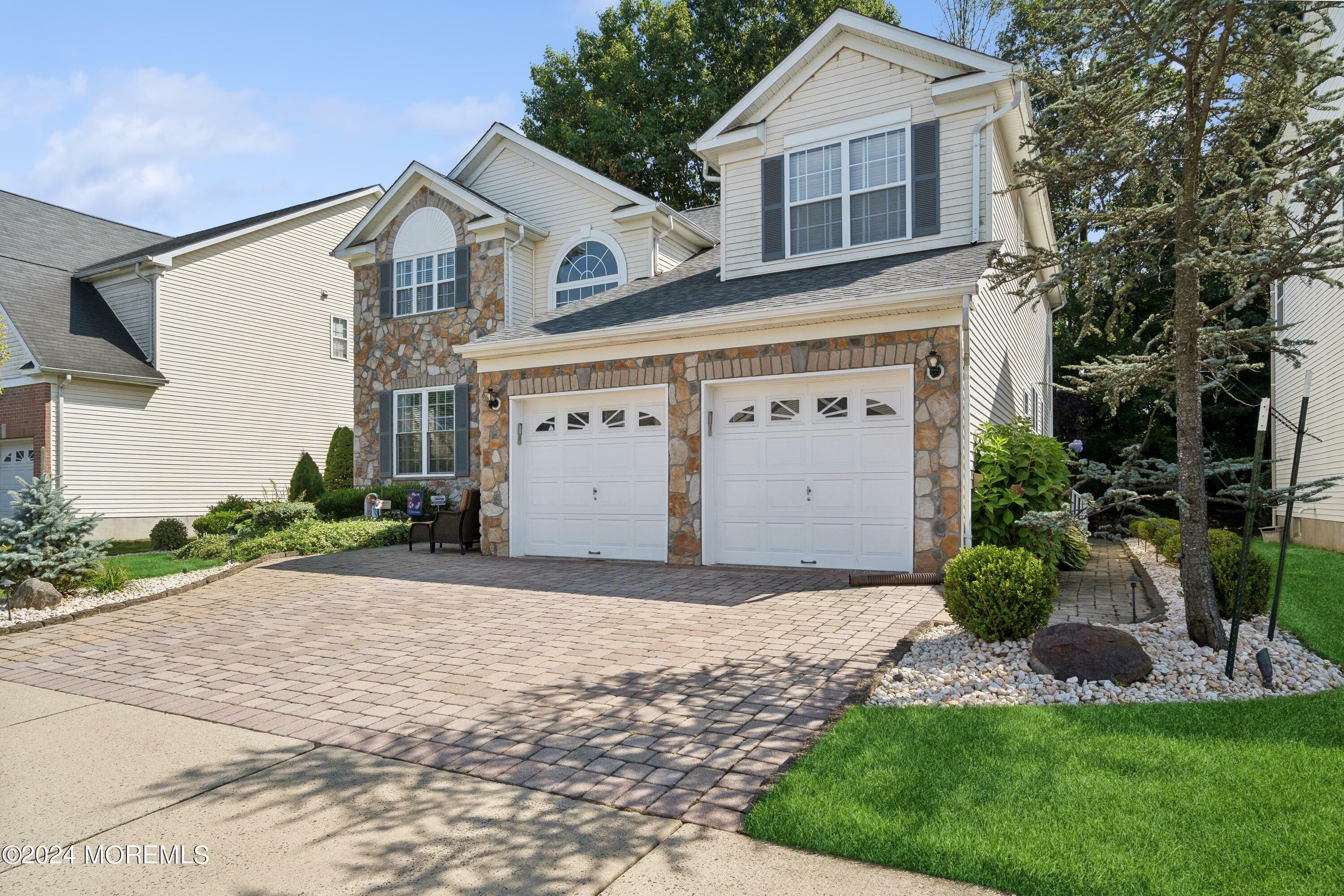 Property Photo:  53 Bay Hill Boulevard  NJ 08831 