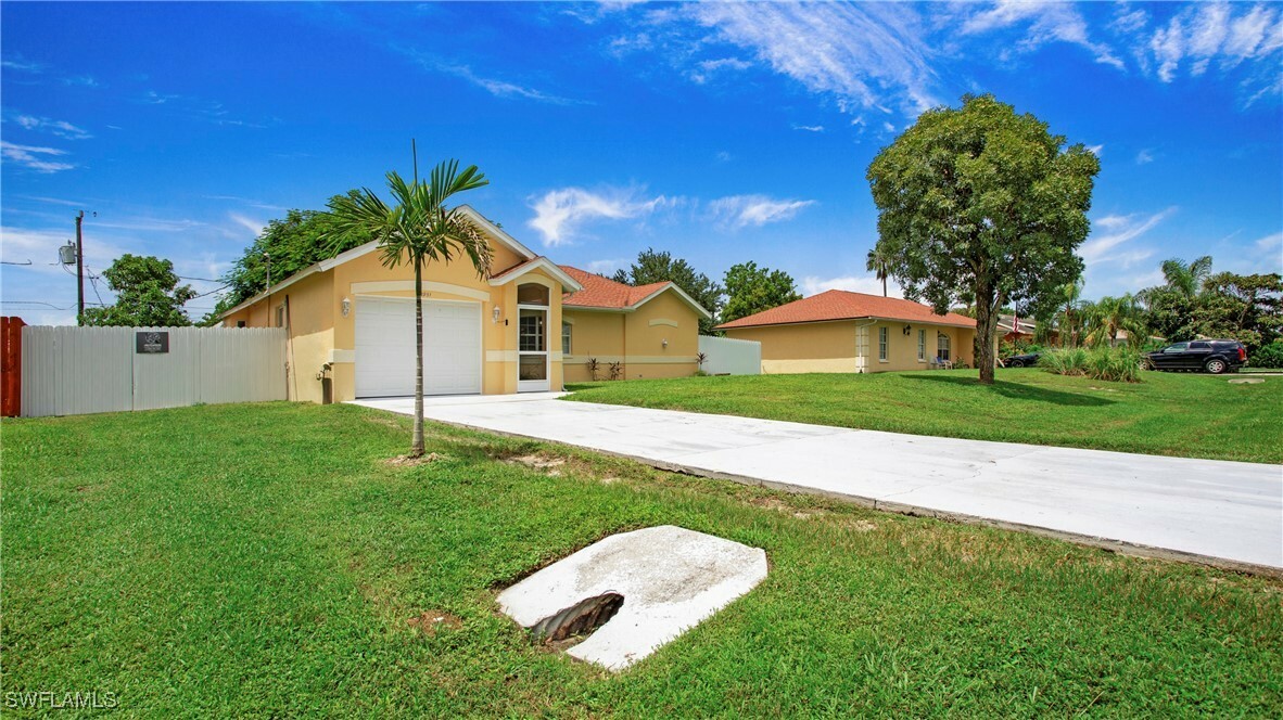 Property Photo:  2951 49th Lane SW  FL 34116 