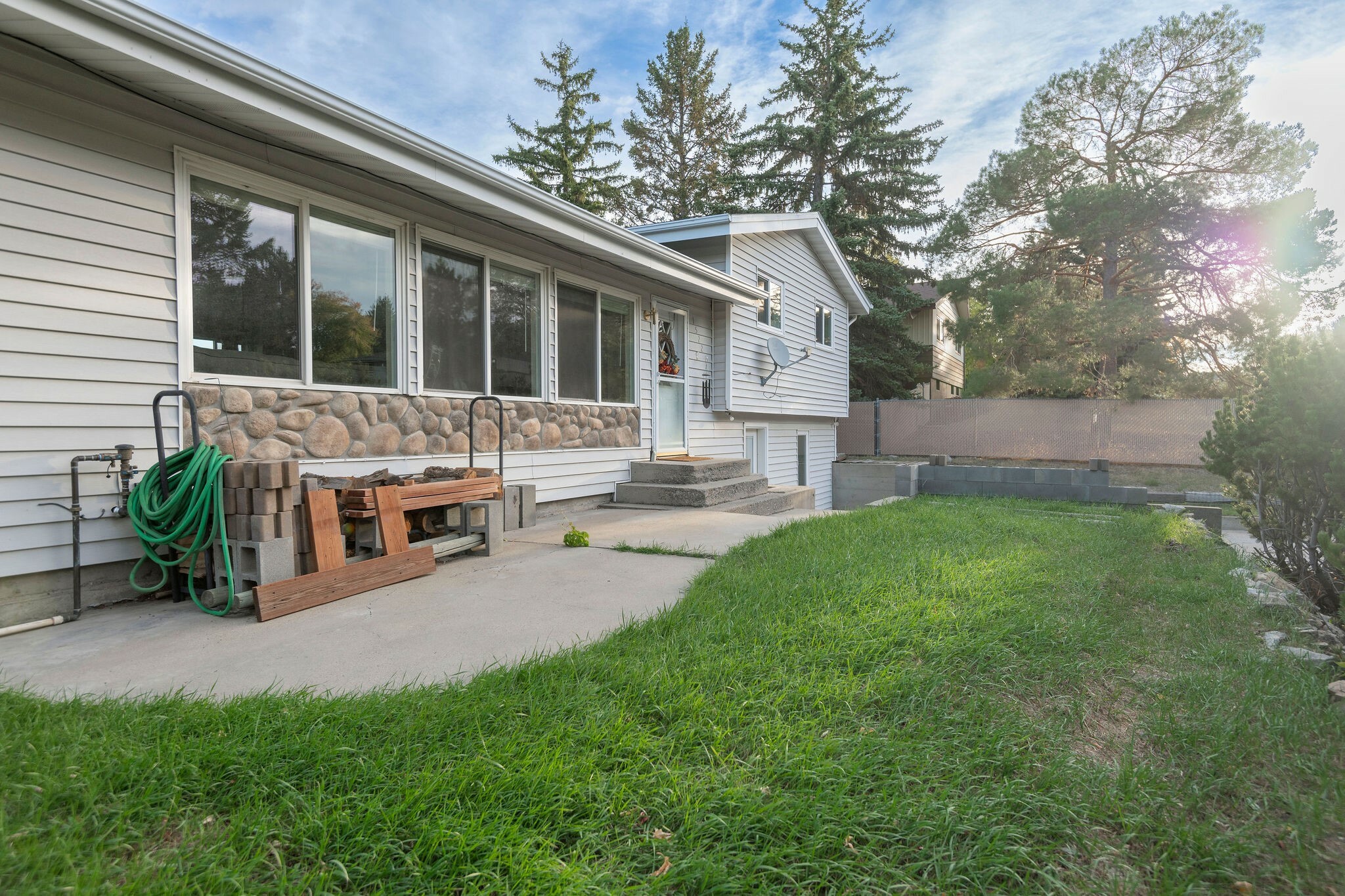 Property Photo:  1522 Winne Avenue  MT 59601 