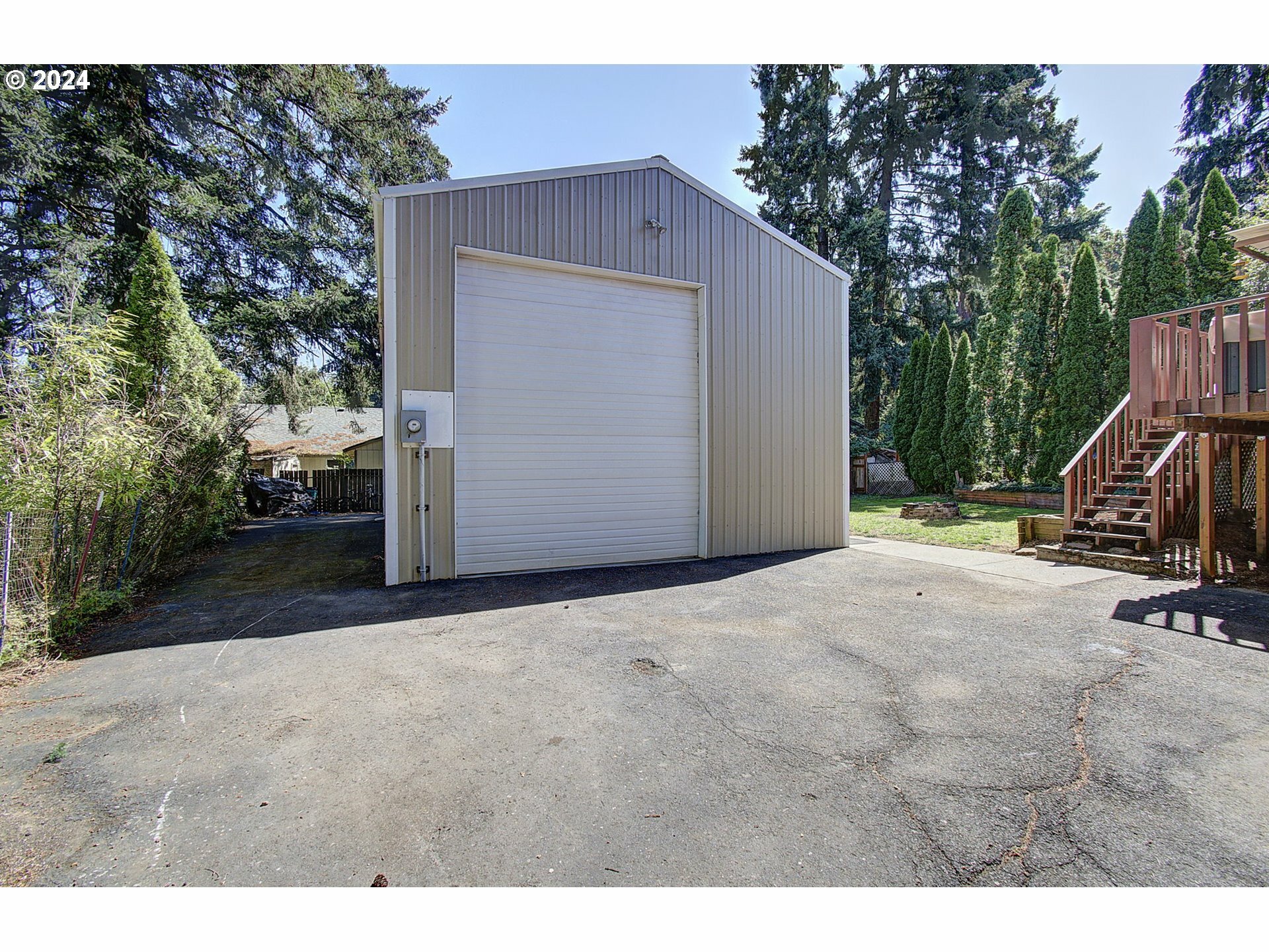 Property Photo:  2413 NE 151st Ave  WA 98684 