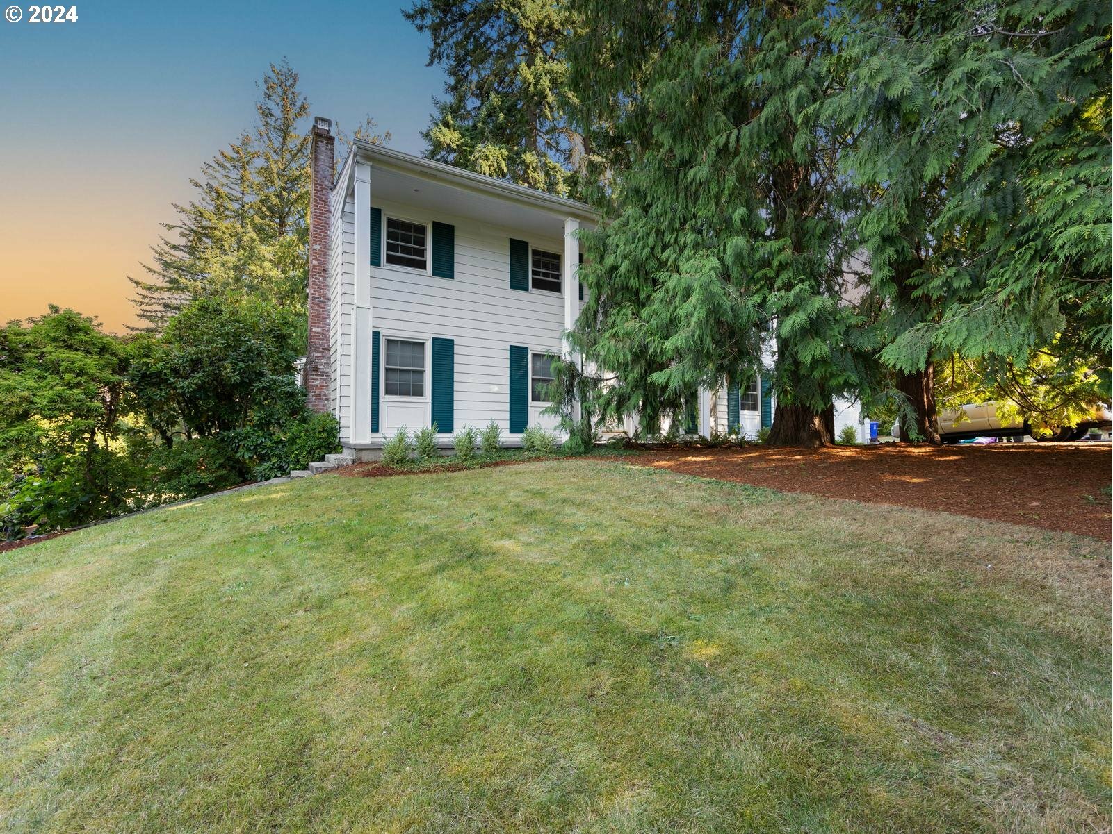 Property Photo:  7250 SE 122nd Ave  OR 97236 