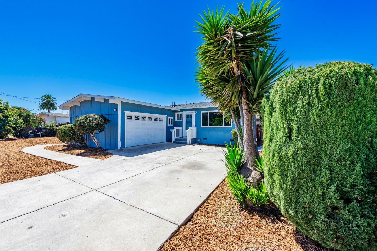 Property Photo:  475 Larkspur Drive  CA 94303 