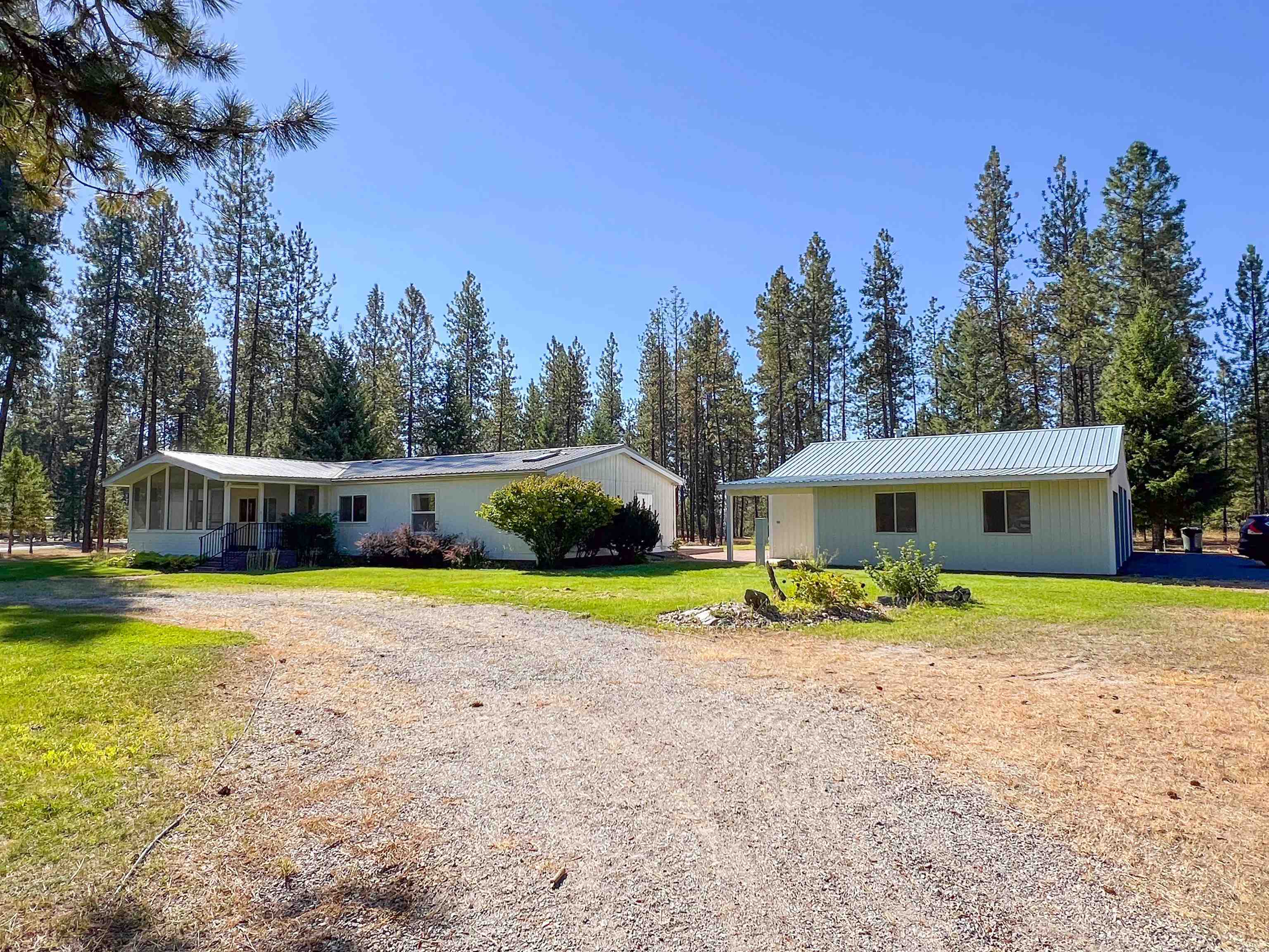 Property Photo:  249 Eagle Dr  WA 99109 