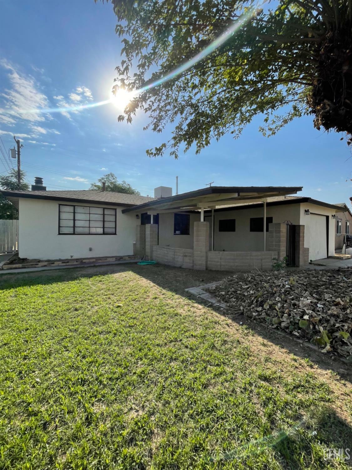 Property Photo:  3212 S P Street  CA 93304 