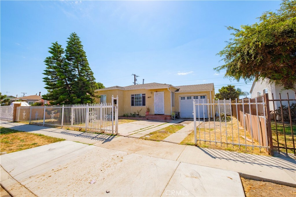 Property Photo: 14513 S Loness Avenue CA 90220