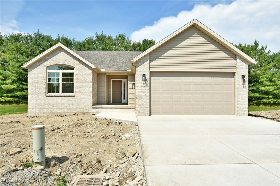 2873 Pebble Creek Court  Cortland OH 44410 photo