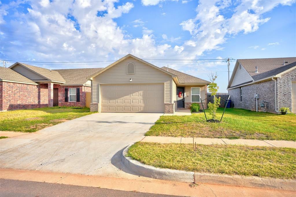 Property Photo:  11609 NW 100th Street  OK 73099 