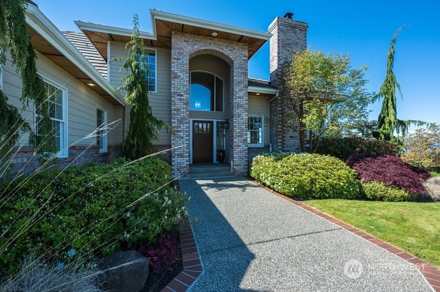 Property Photo:  5120 33rd Avenue W  WA 98203 