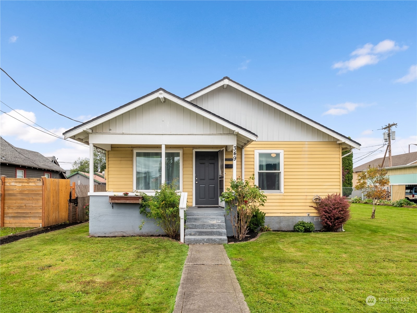 349 Rainier Avenue  Enumclaw WA 98022 photo